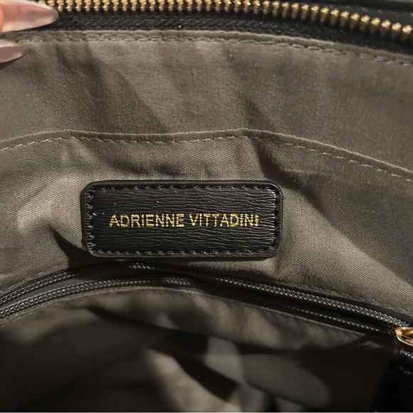 Purse - Picture 5 of 9